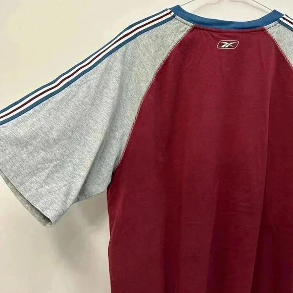 Reebok Face Off Collection NHL Colorado Avalanche Logo Shirt Maroon Men's XL - Picture 9 of 12